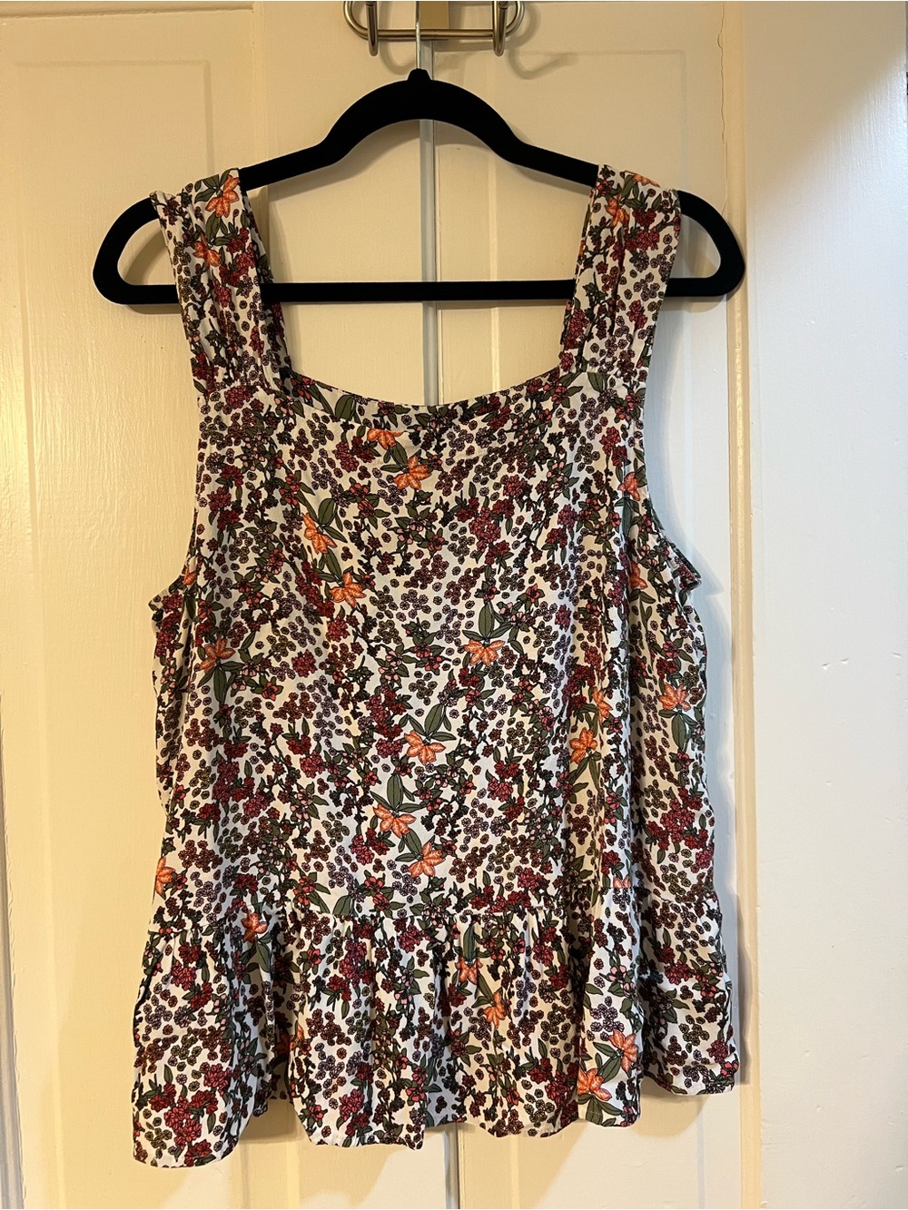 Floral Ruffle Hem Sleeveless Tank - White with Burgundy & Orange